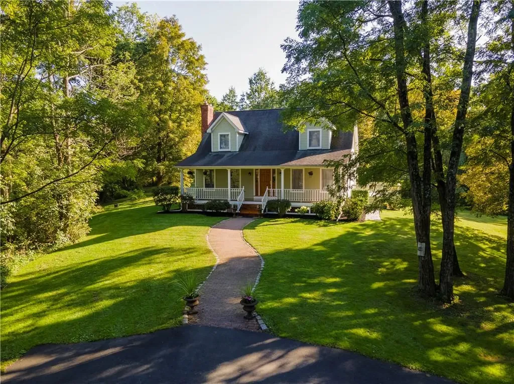 42 Whalesback Road Red Hook NY 12571
