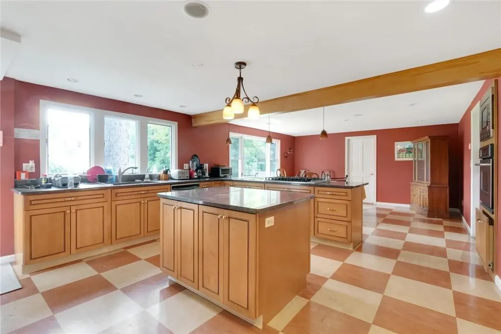 122 Smith Avenue Mount Kisco NY 10549