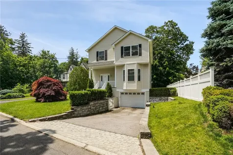 90 Old Mamaroneck Road White Plains NY 10605