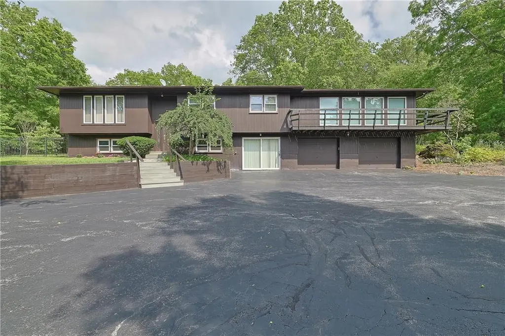 199 Warn Avenue Pine Bush NY 12566
