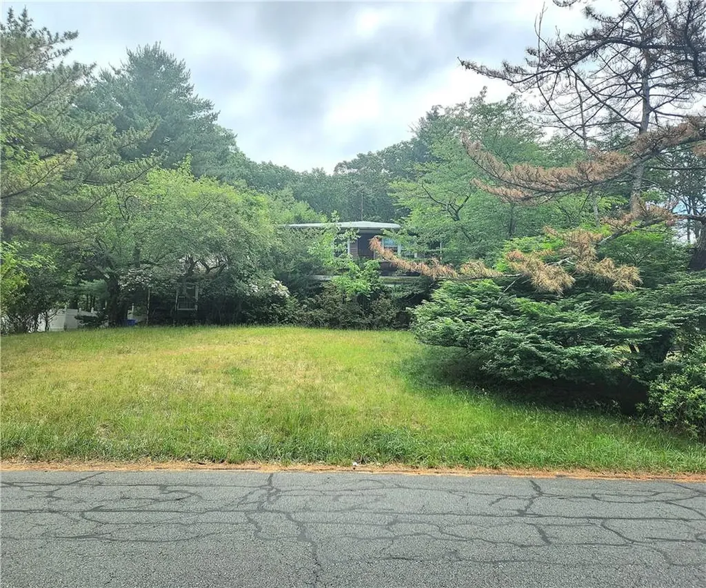 34 Lyncrest Drive Monsey NY 10952