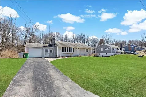 33 Carol Drive Poughkeepsie NY 12603