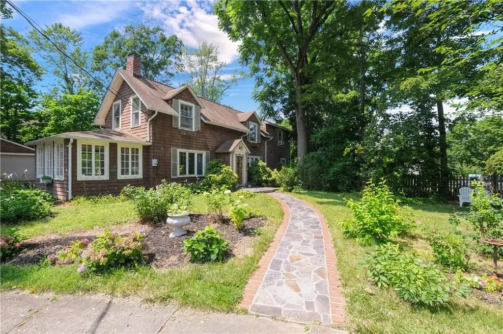 62 Stone Avenue Ossining NY 10562