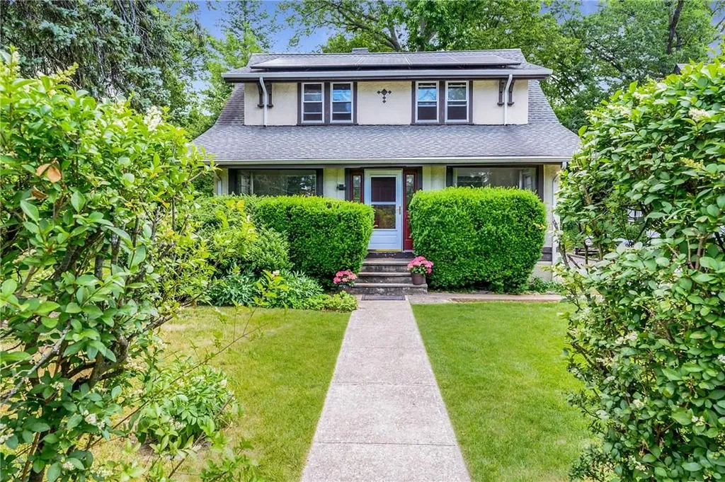 222 Young Avenue Pelham NY 10803