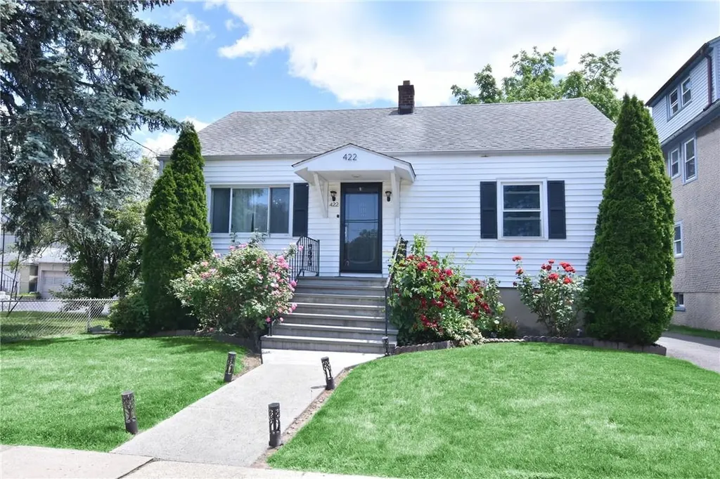 422 Fourth Avenue Pelham NY 10803