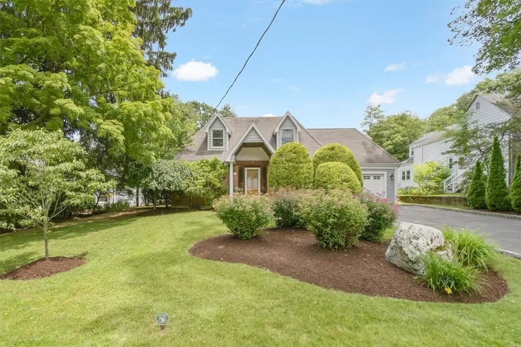 12 Maplewood Road Hartsdale NY 10530