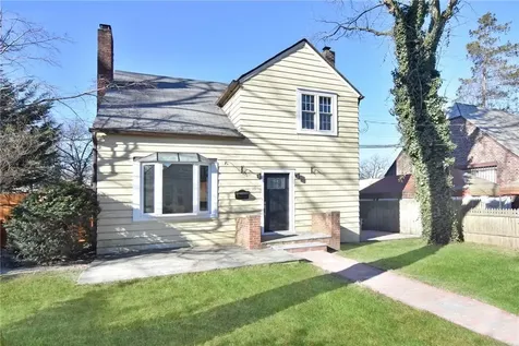 19 Longmeadow Road Yonkers NY 10704