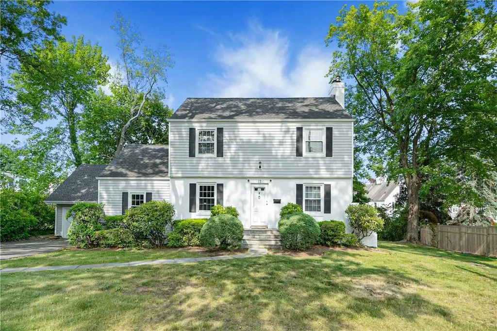 12 Laurel Road White Plains NY 10605