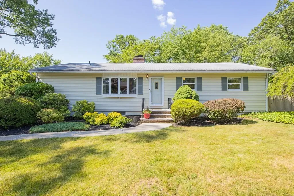 11 Robertson Drive Pearl River NY 10965