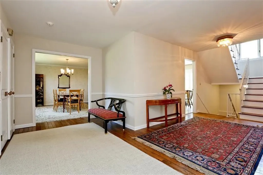 930 Fairway Lane Mamaroneck NY 10543