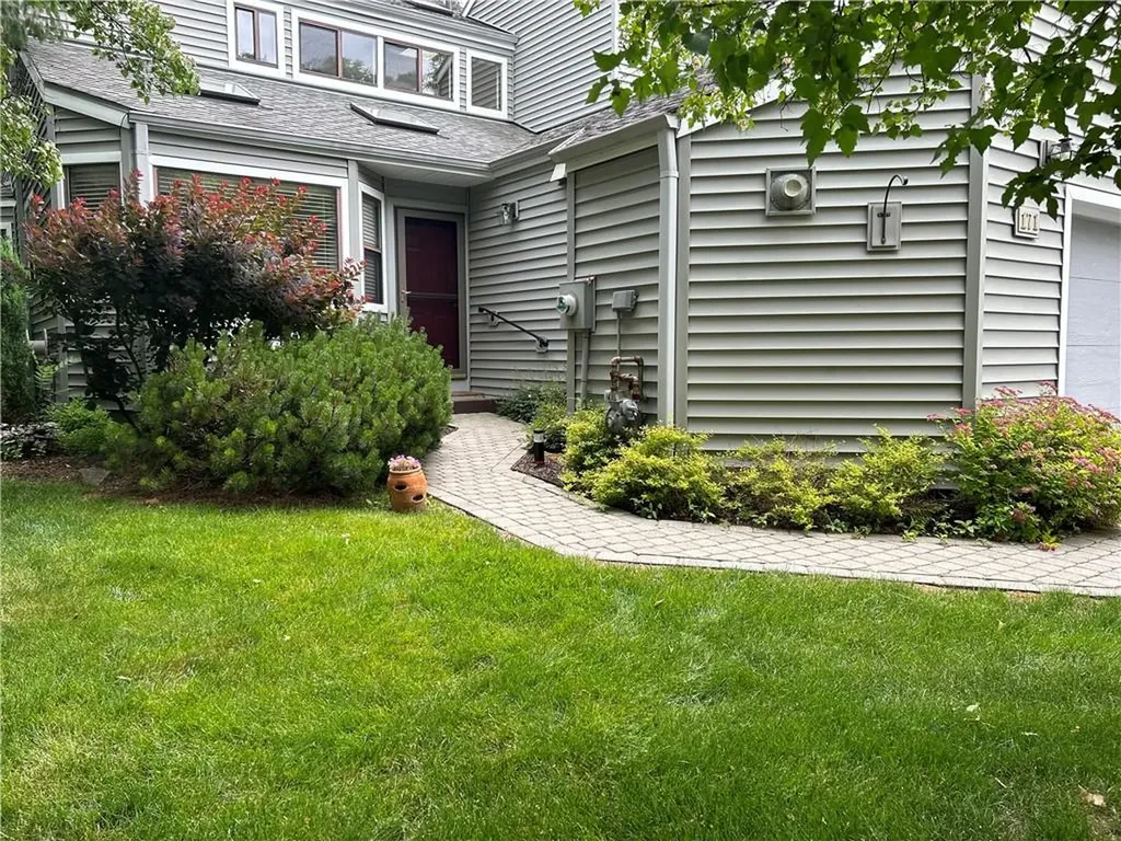 171 Horseshoe Circle Ossining NY 10562