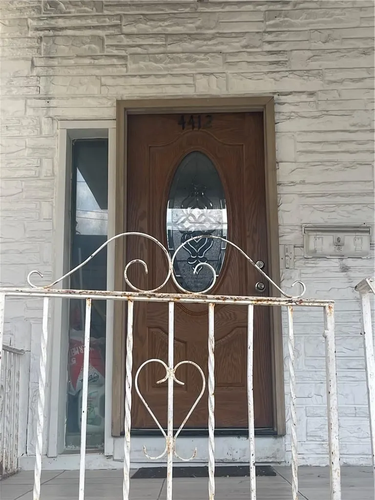 4412 Bronx Boulevard Bronx NY 10470