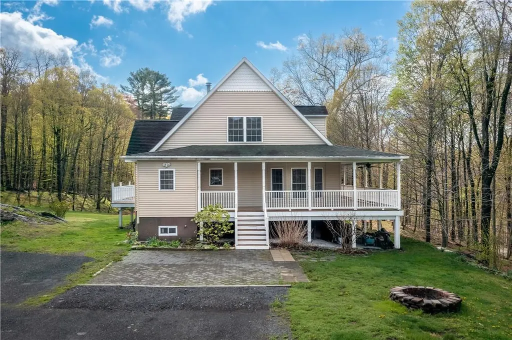 207 Ridge Road Dover Plains NY 12522