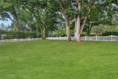 10 Crestwood Drive New City NY 10956