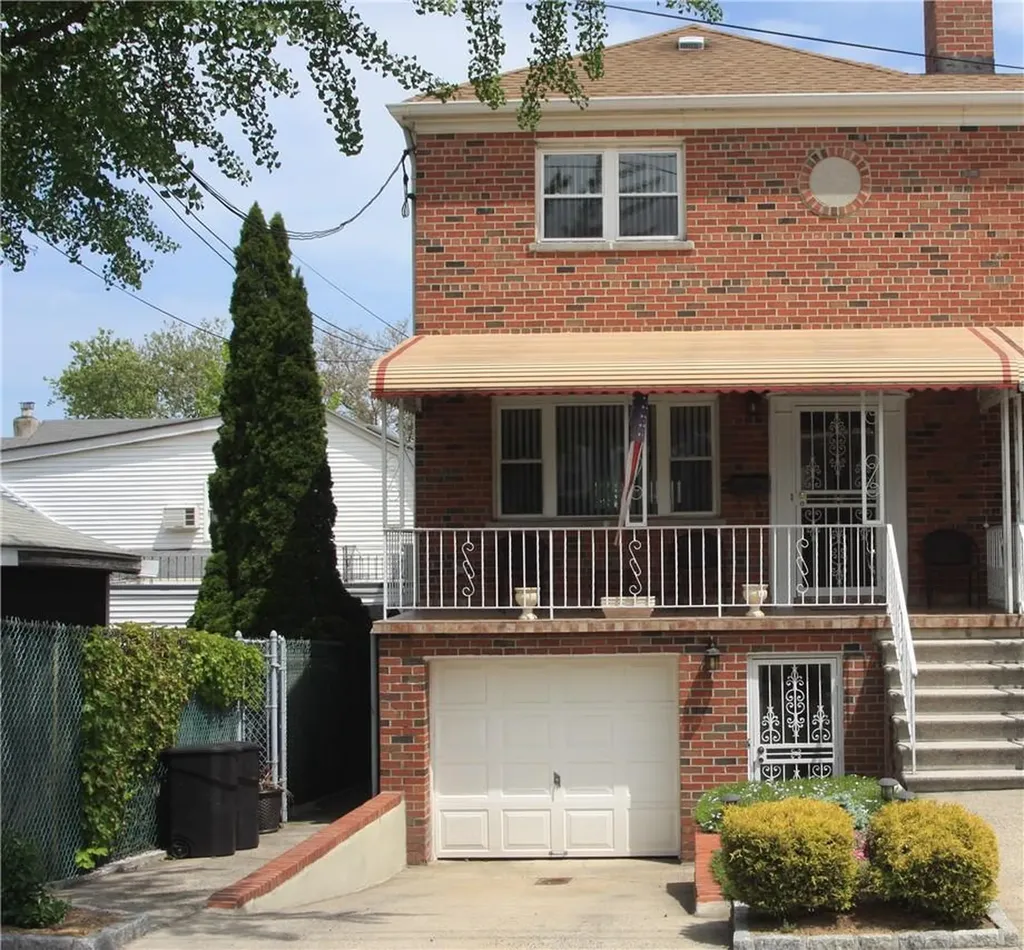 2448 Westervelt Avenue Bronx NY 10469