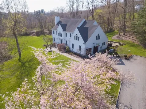 2 Mianus Bluff Drive Bedford NY 10506