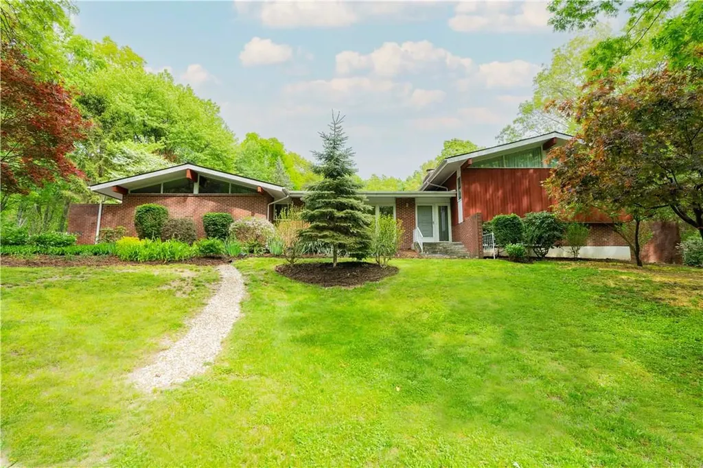 62 Rogers Road Hyde Park NY 12538