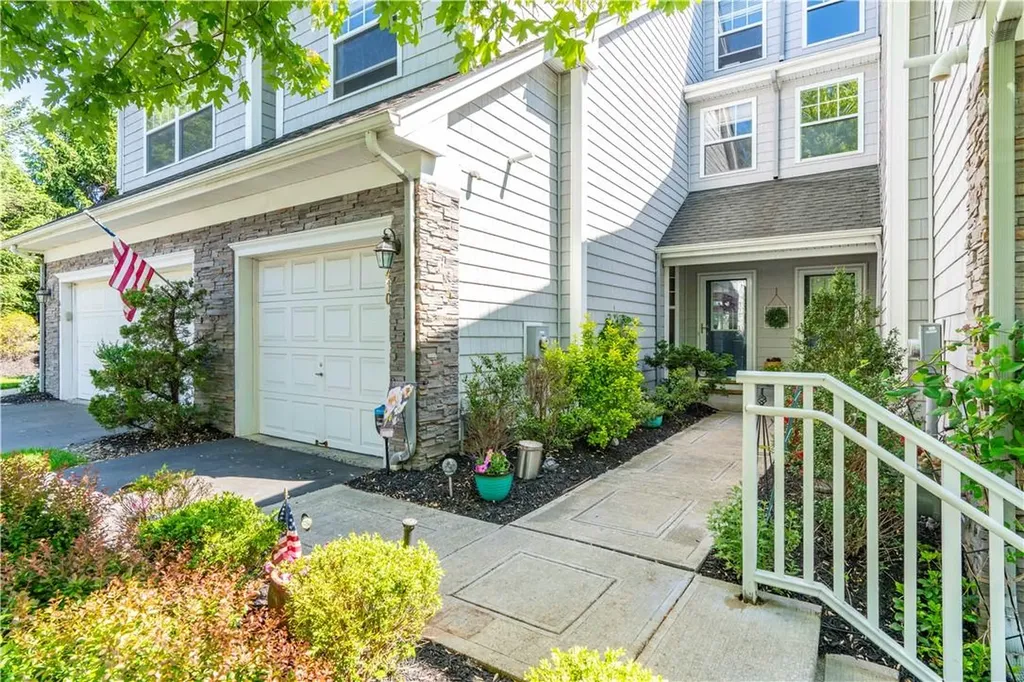 410 Waterview Drive Poughkeepsie NY 12601