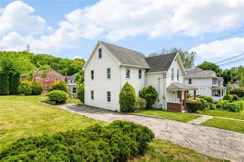 126 Winthrop Avenue Elmsford NY 10523