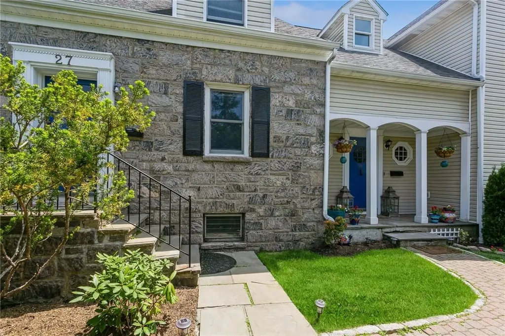 27 Rose Avenue Harrison NY 10528