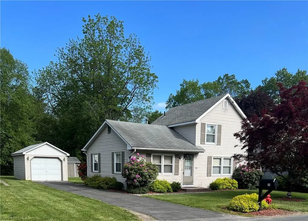 68 Railroad Avenue Montgomery NY 12549