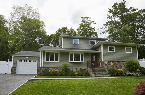 298 Pinebrook Boulevard New Rochelle NY 10804