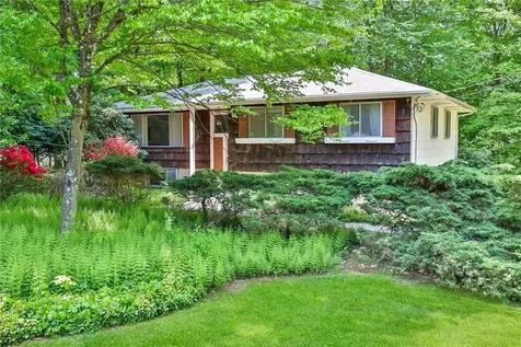 53 Eastview Drive Valhalla NY 10595