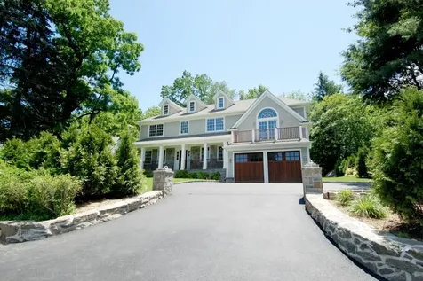538 Weaver Street Larchmont NY 10538