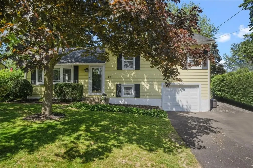 12 Hickory Terrace Middletown NY 10940