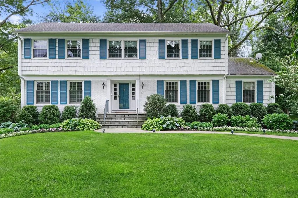 8 Seneca Road Scarsdale NY 10583