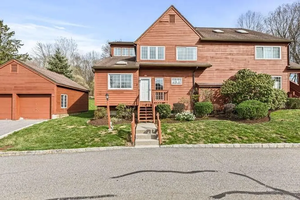 603 Orchard Hill Lane Brewster NY 10509