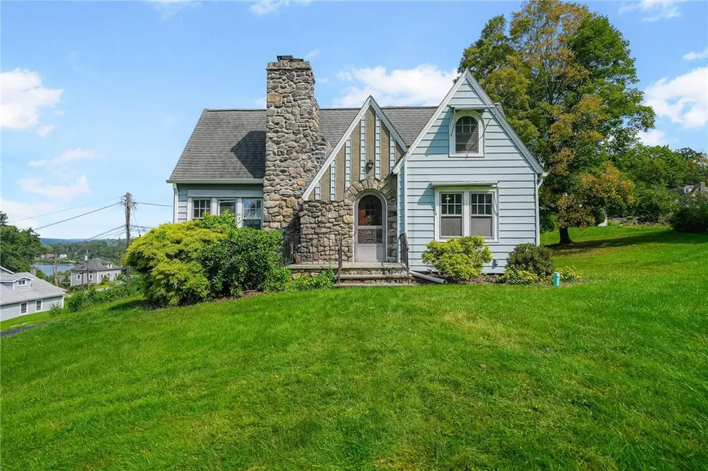 7 Leeside Road Carmel NY 10512