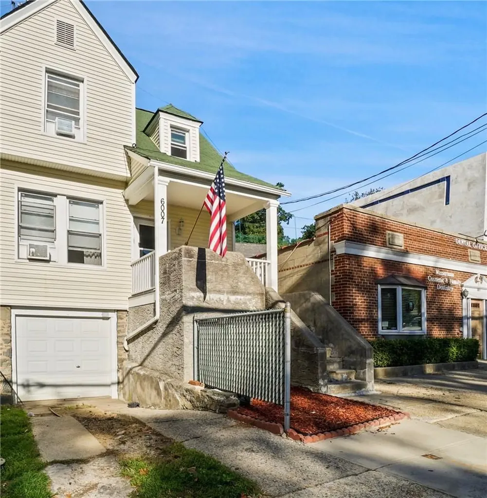 6007 Riverdale Avenue Bronx NY 10471