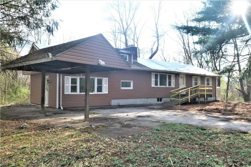 26 Crum Elbow Road Hyde Park NY 12538