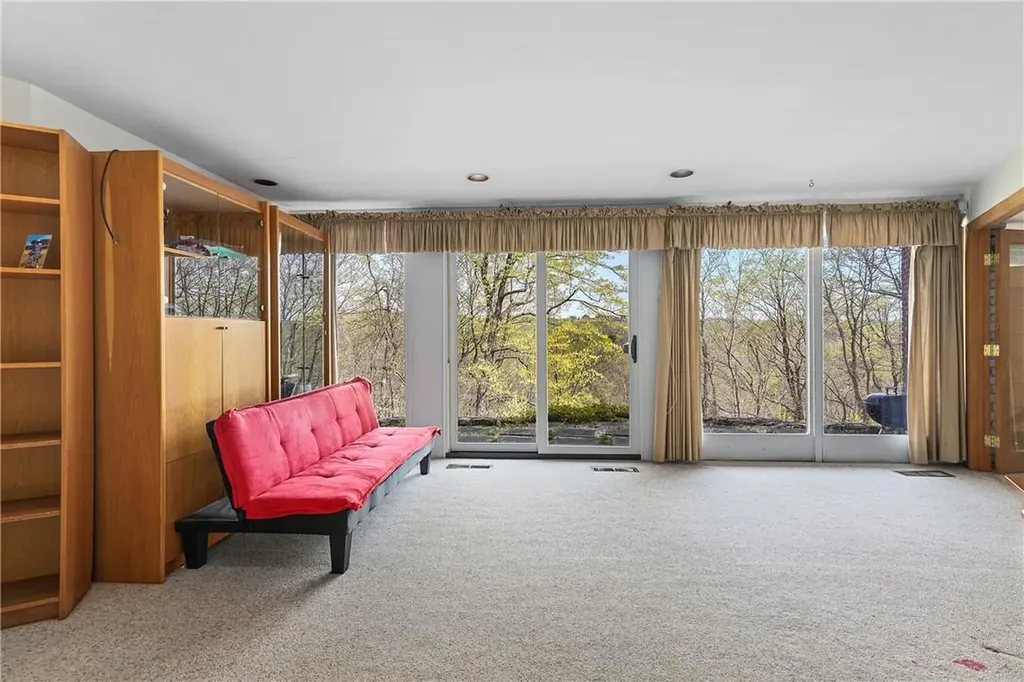 7 Hunter Drive Armonk NY 10504