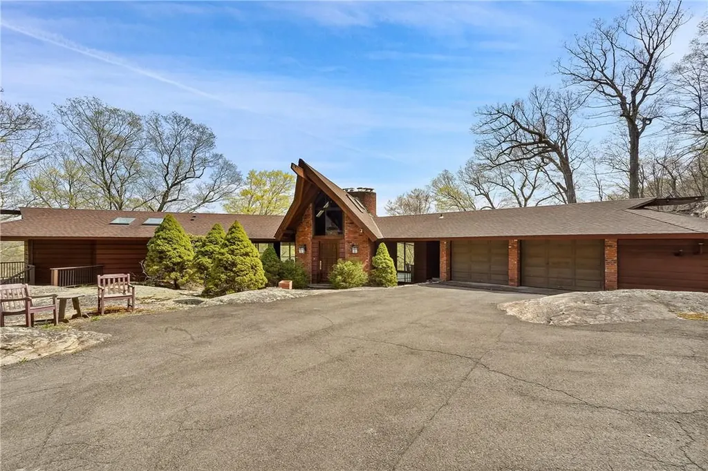 7 Hunter Drive Armonk NY 10504