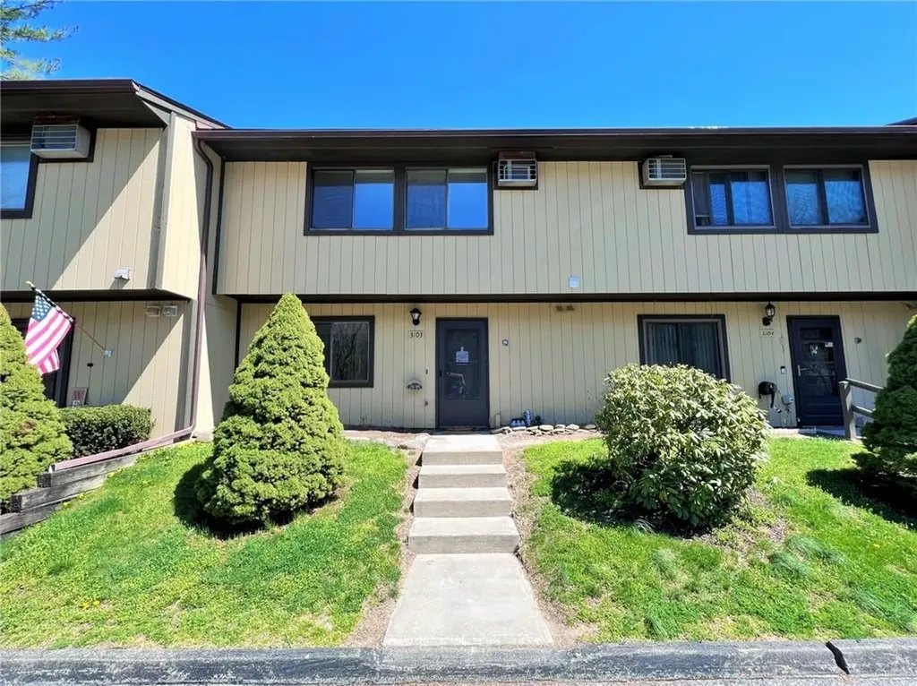 3103 Chelsea Cove S Hopewell Junction NY 12533