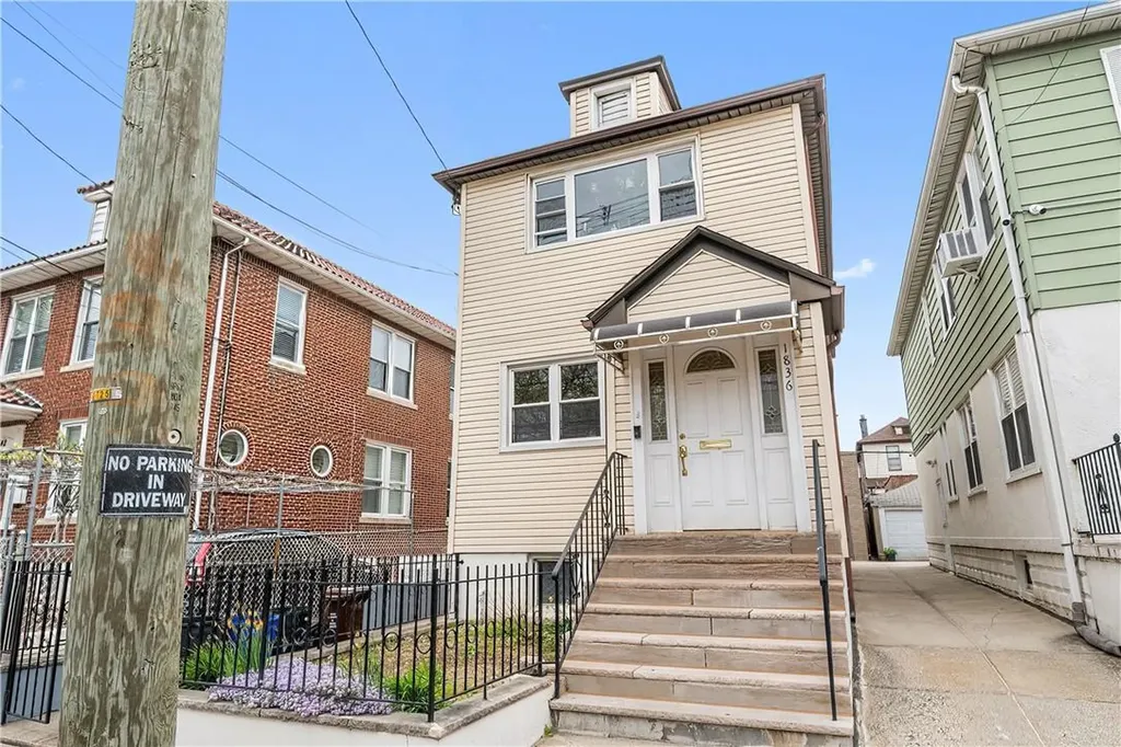 1836 Colden Avenue Bronx NY 10462
