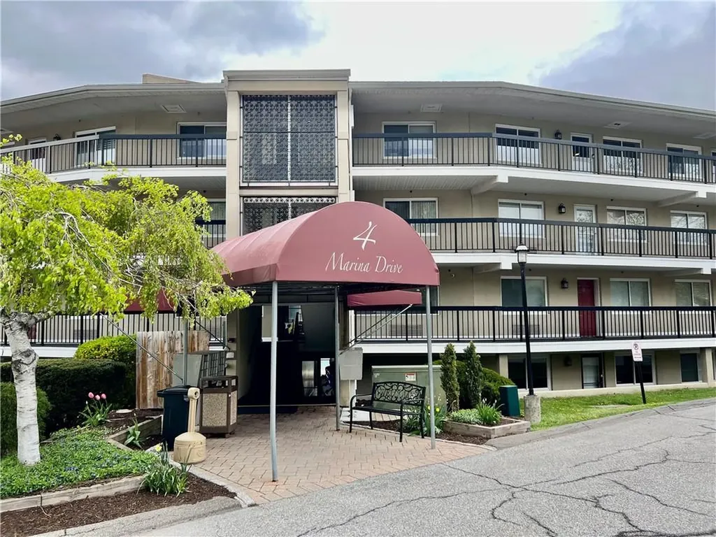 4 Marina Drive Mahopac NY 10541