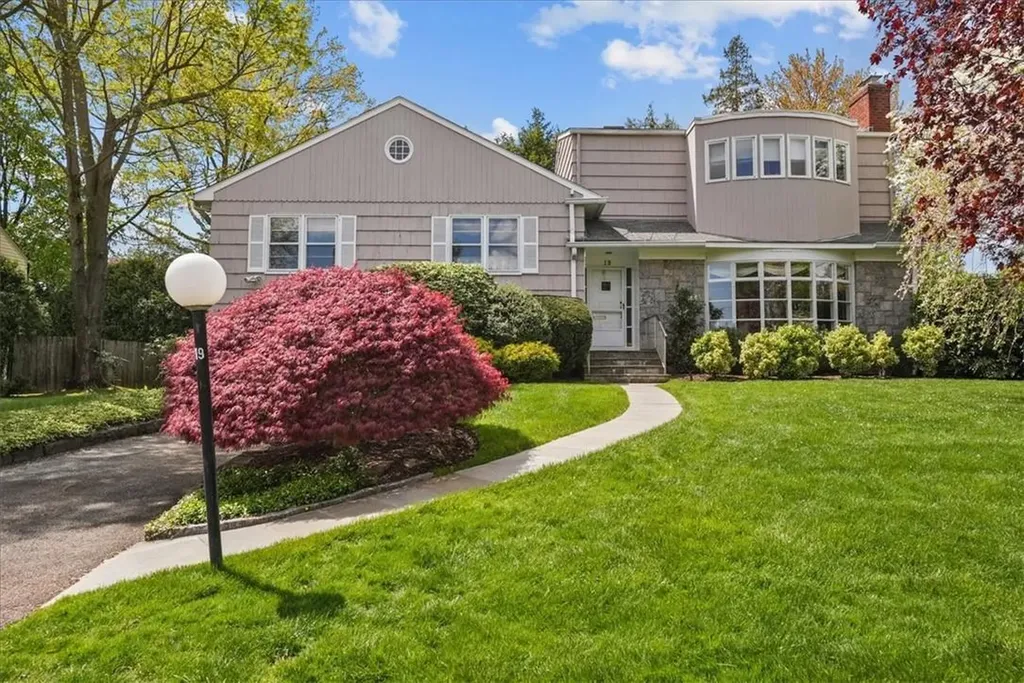 19 Chesley Road White Plains NY 10605