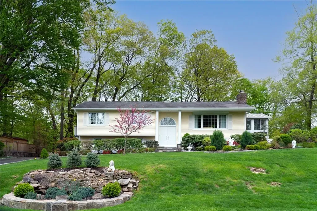 122 Edgewood Road Ossining NY 10562