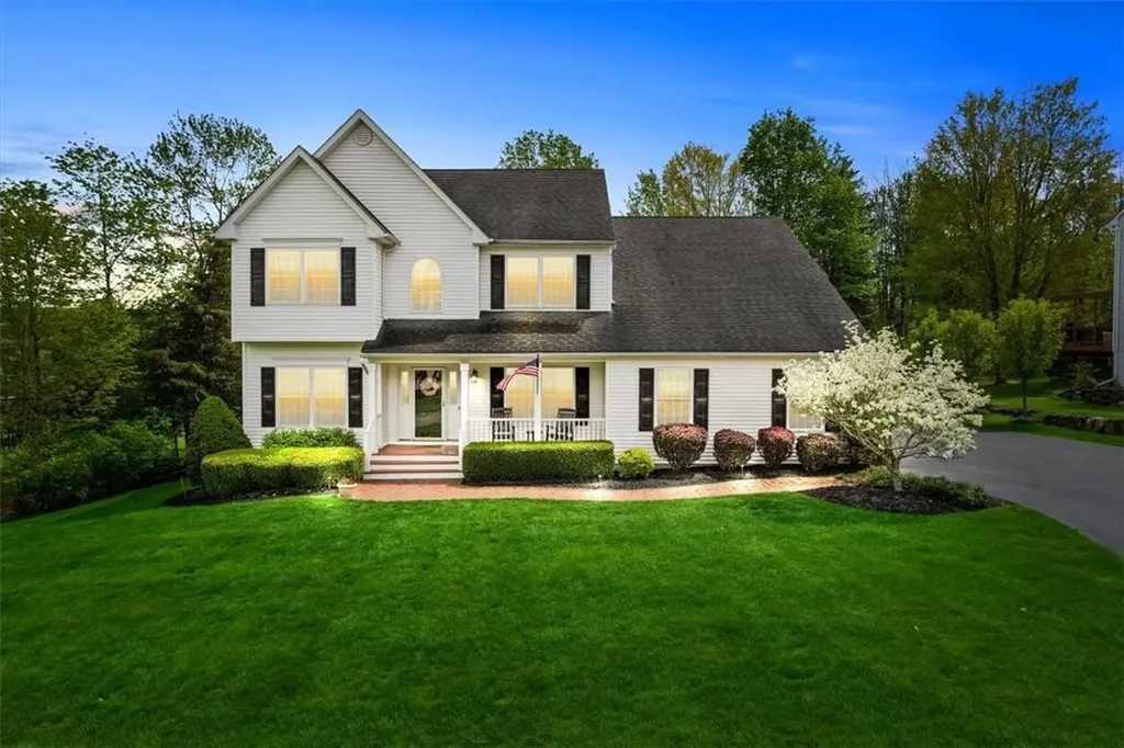 21 Camelot Drive Warwick NY 10990