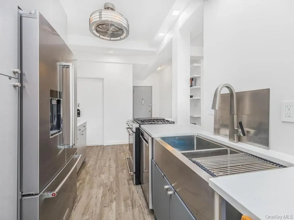 2465 Palisade Avenue Bronx NY 10463