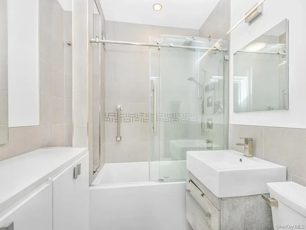2465 Palisade Avenue Bronx NY 10463