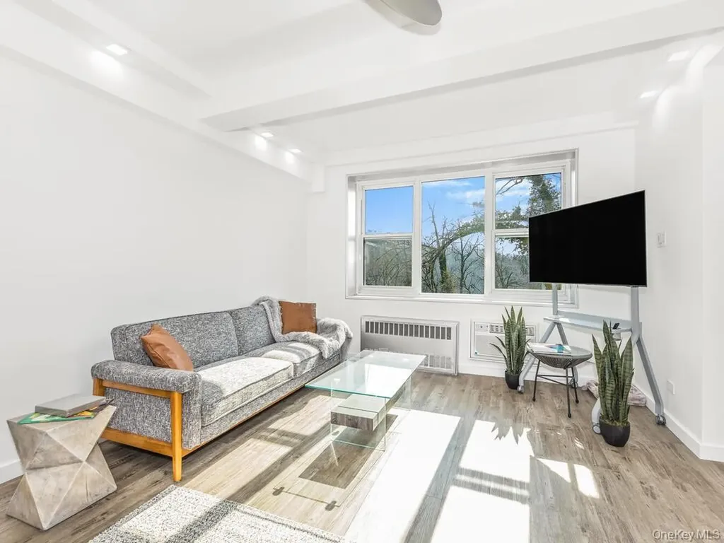 2465 Palisade Avenue Bronx NY 10463