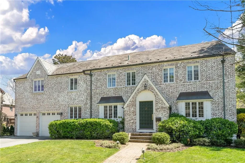 82 Brite Avenue Scarsdale NY 10583