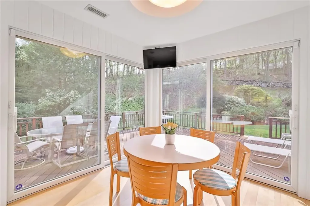5 Fox Den Road Mount Kisco NY 10549