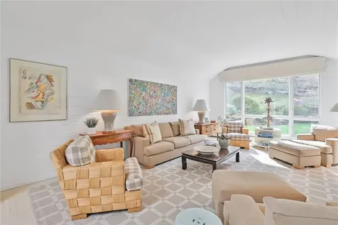 5 Fox Den Road Mount Kisco NY 10549