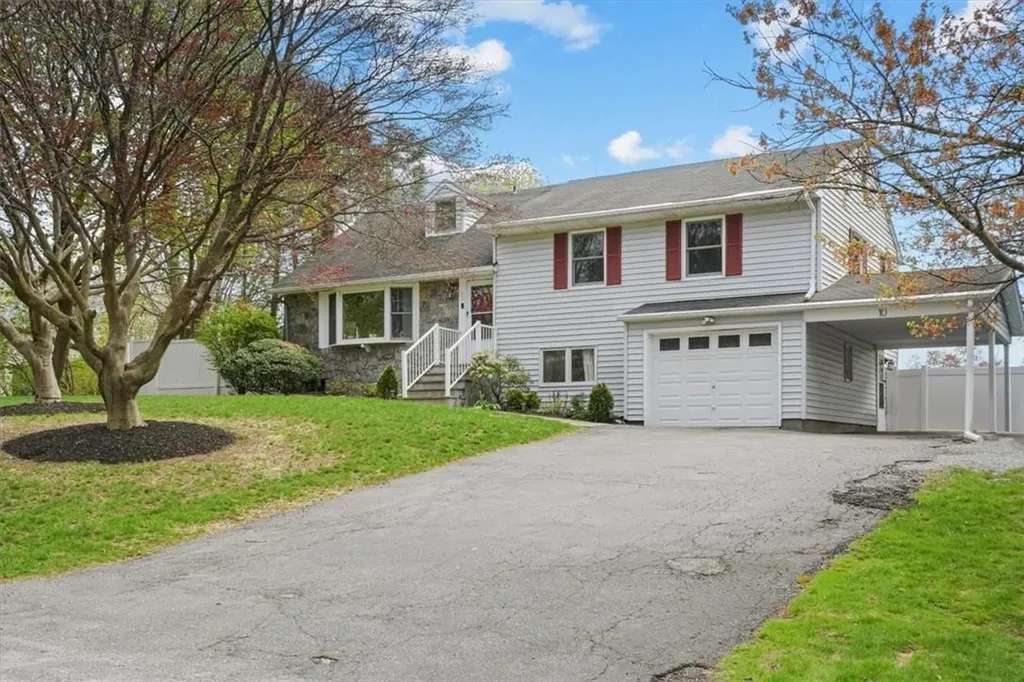 10 Lakeview Drive Mahopac NY 10541