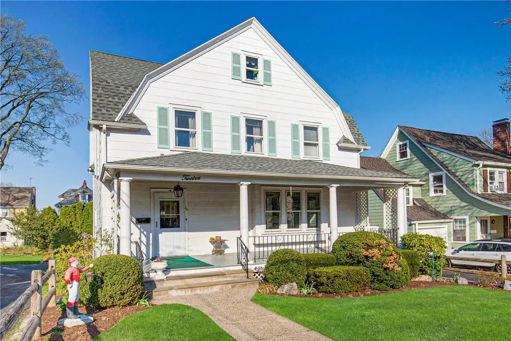 12 Bursley Place White Plains NY 10605